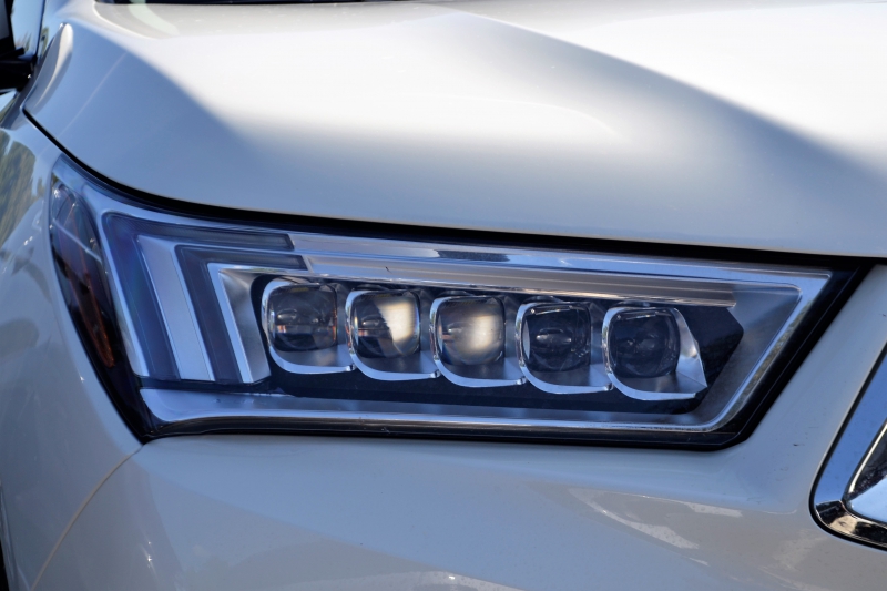 concession-auto-LA TOUR-min_acura-headlamp-2834131